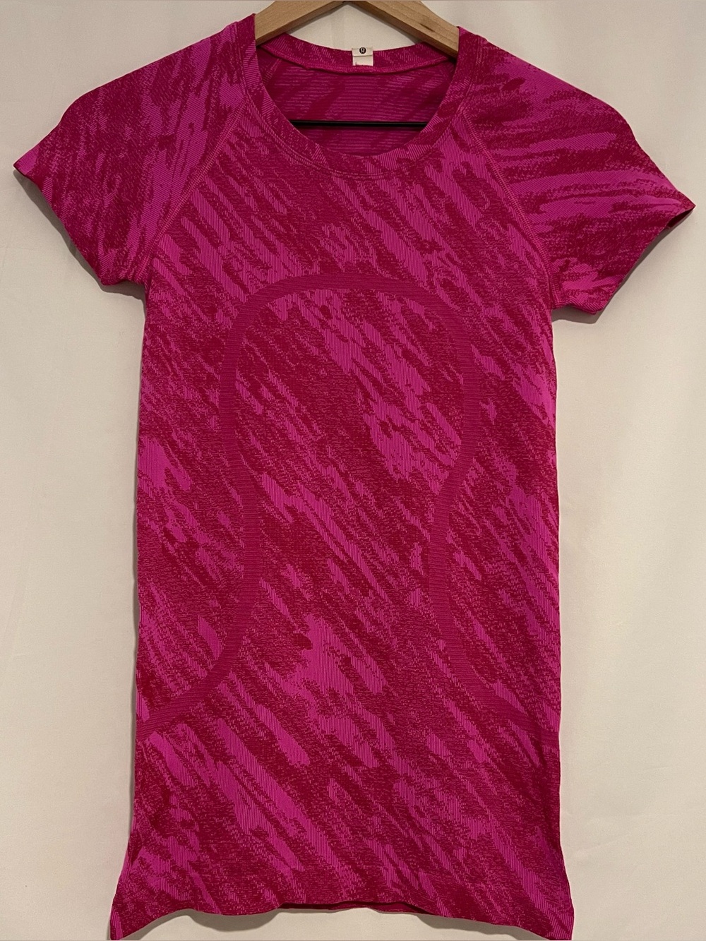 Lululemon Pink Swiftly Tech Top